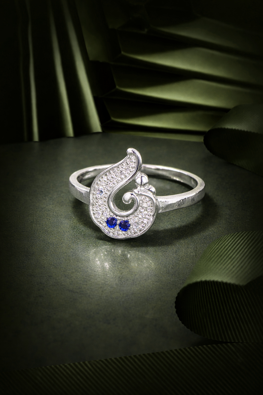 Silver Antique Ring 005