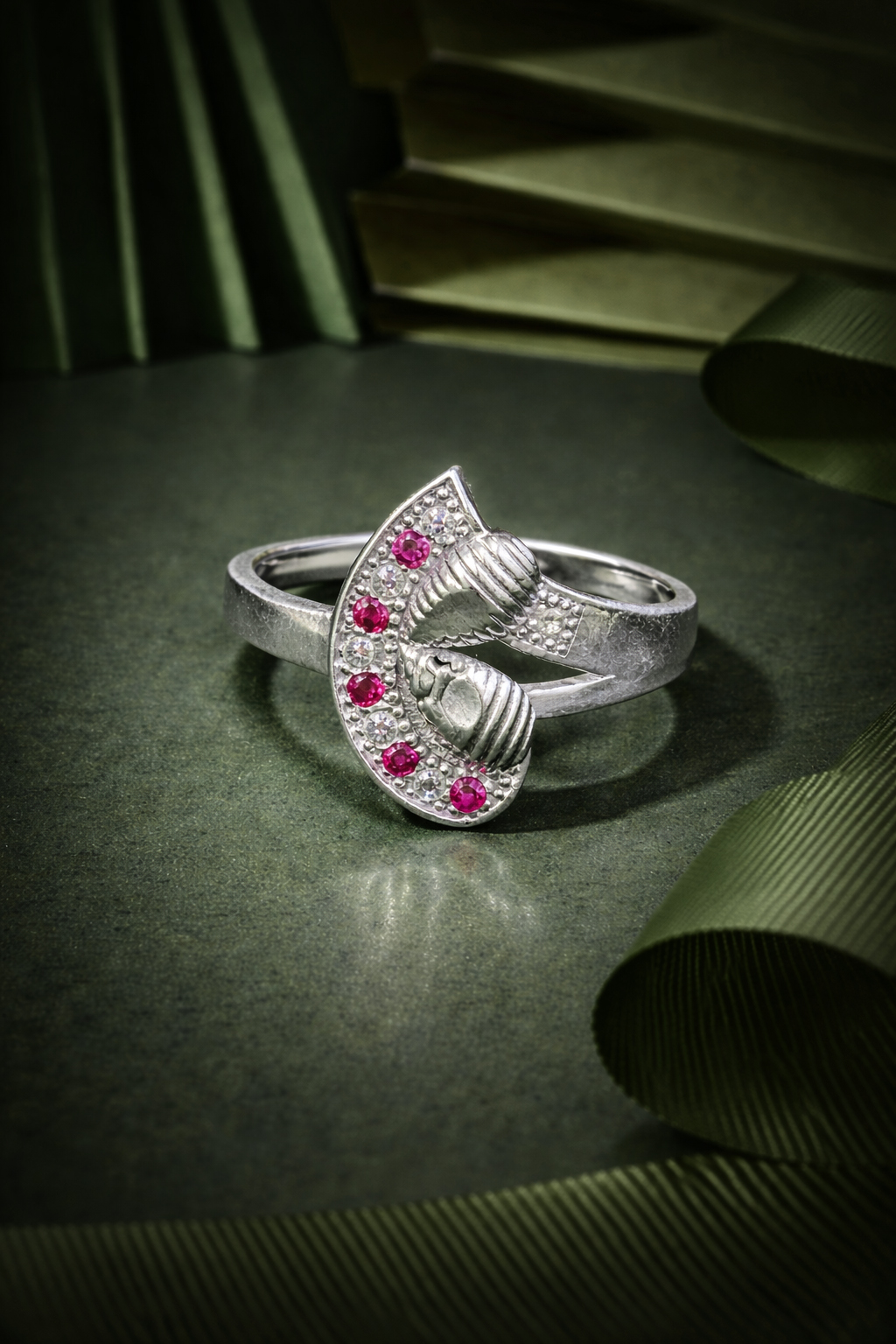Silver Antique Ring 010